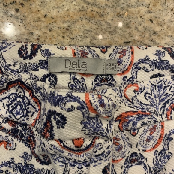 Patterned shorts - Picture 3 of 5